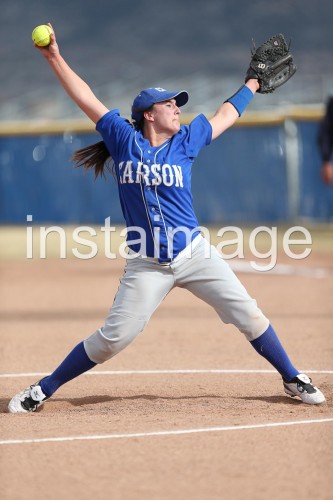 130314_Carson_instaimage_Sofball_Pitch
