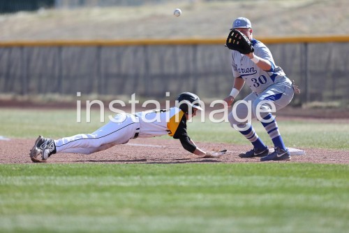 130326_Galena_instaimage_Baseball_dive to first