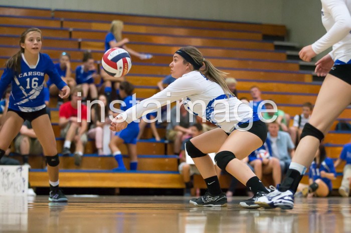 instaimage_Carson High Volleyball_130910_Dig