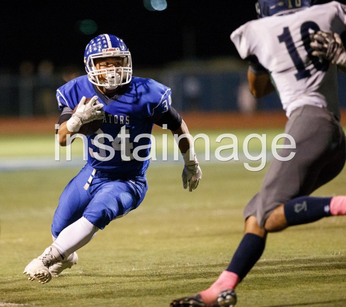 Carson High's Elijah Fajayan (34)